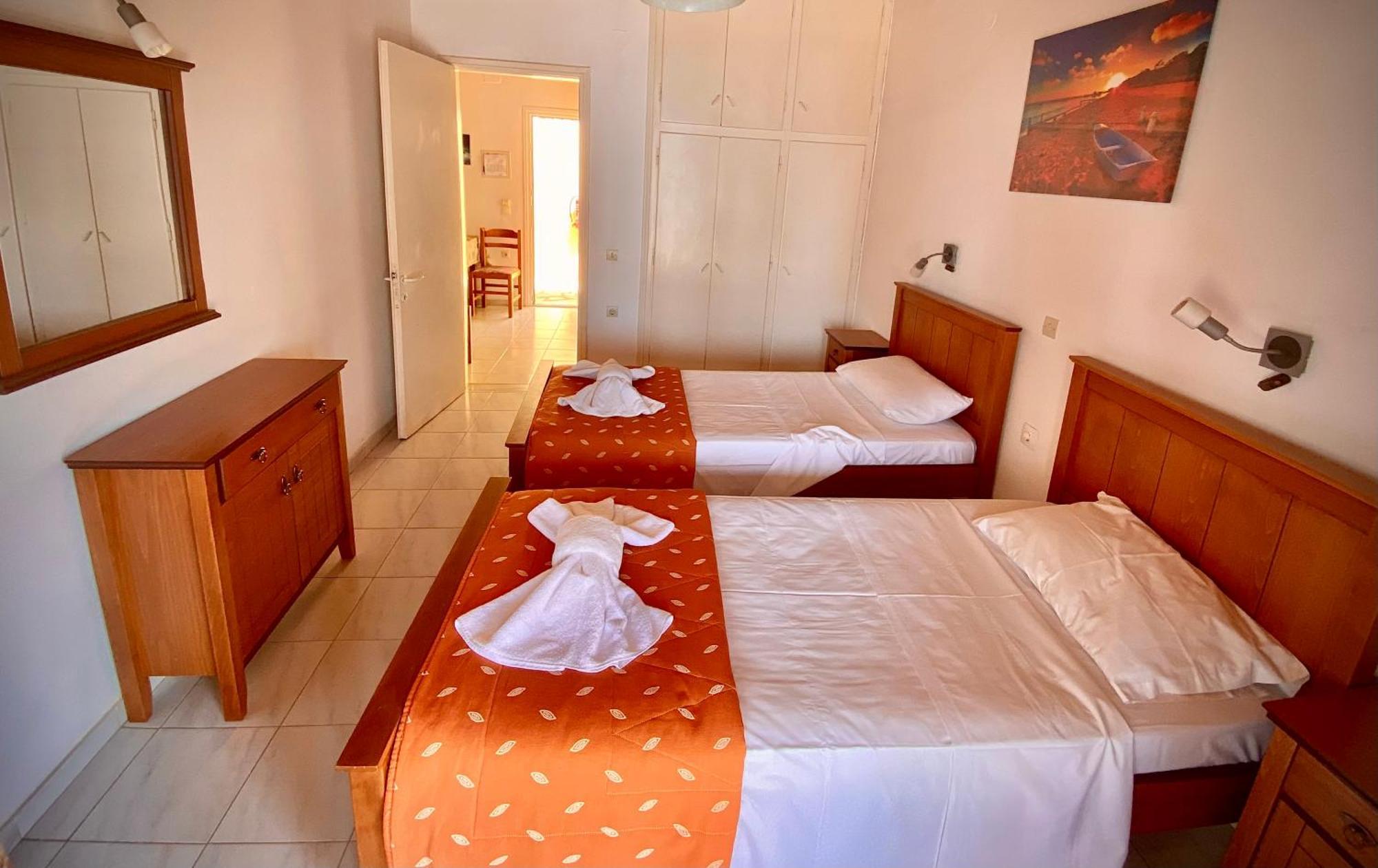 Stella'S Apartments Agios Gordios  Luaran gambar
