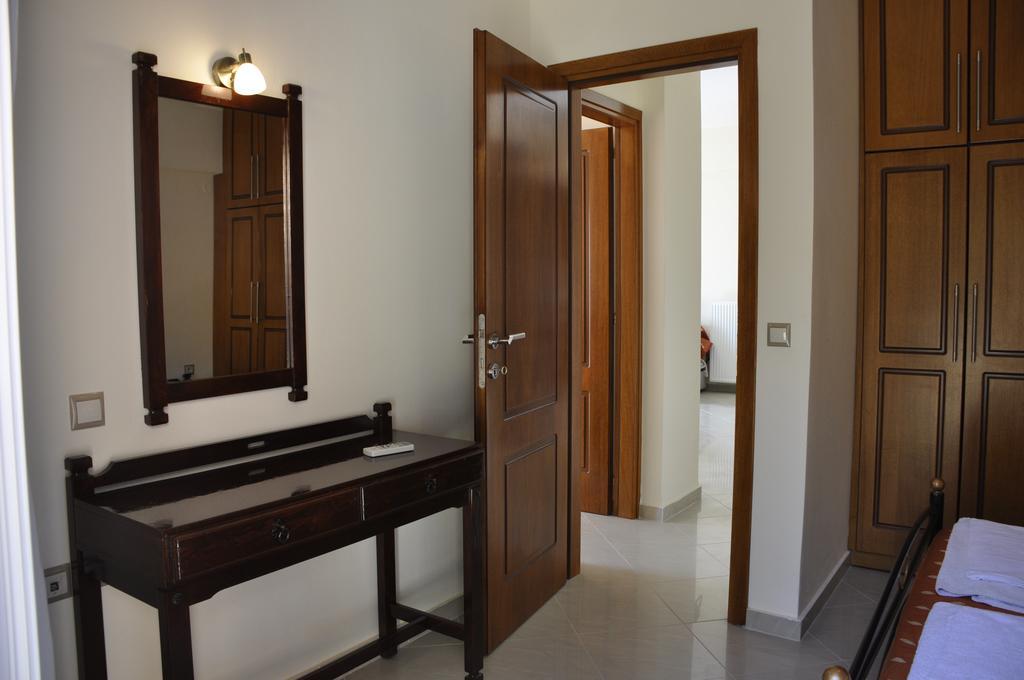 Stella'S Apartments Agios Gordios  Luaran gambar