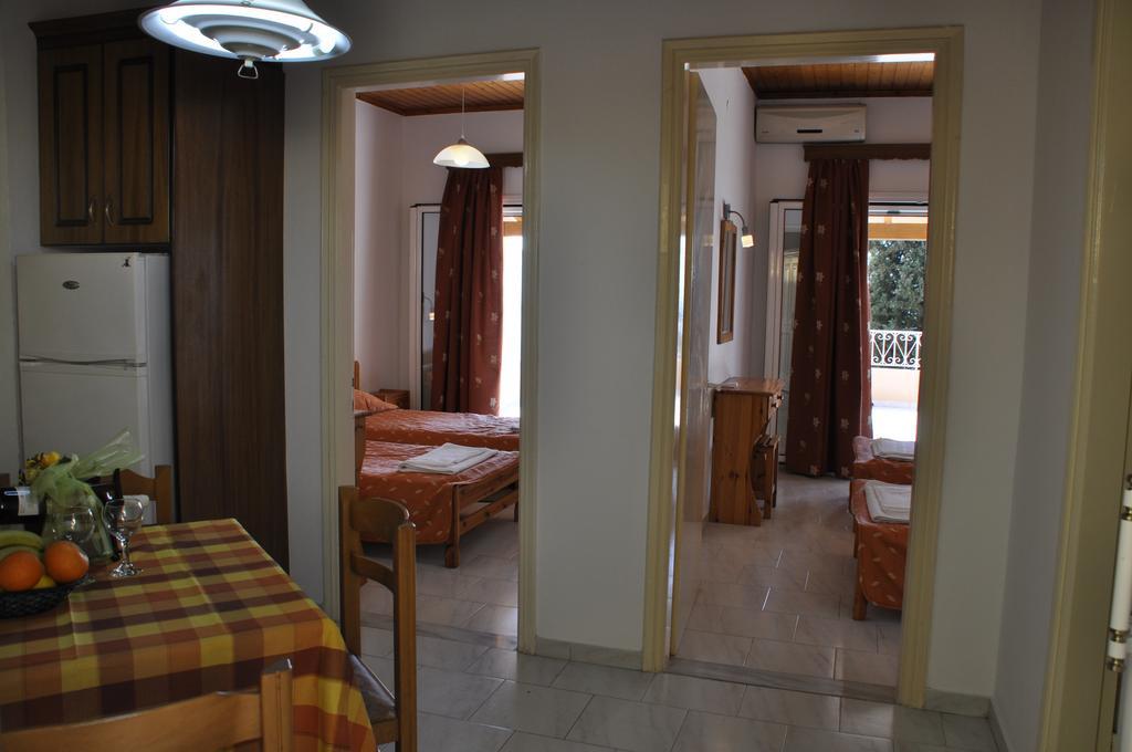 Stella'S Apartments Agios Gordios  Luaran gambar